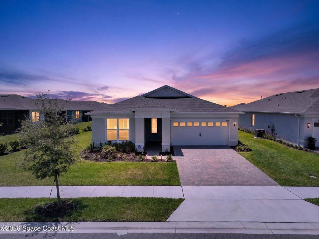 8874 Nixie Avenue, Melbourne