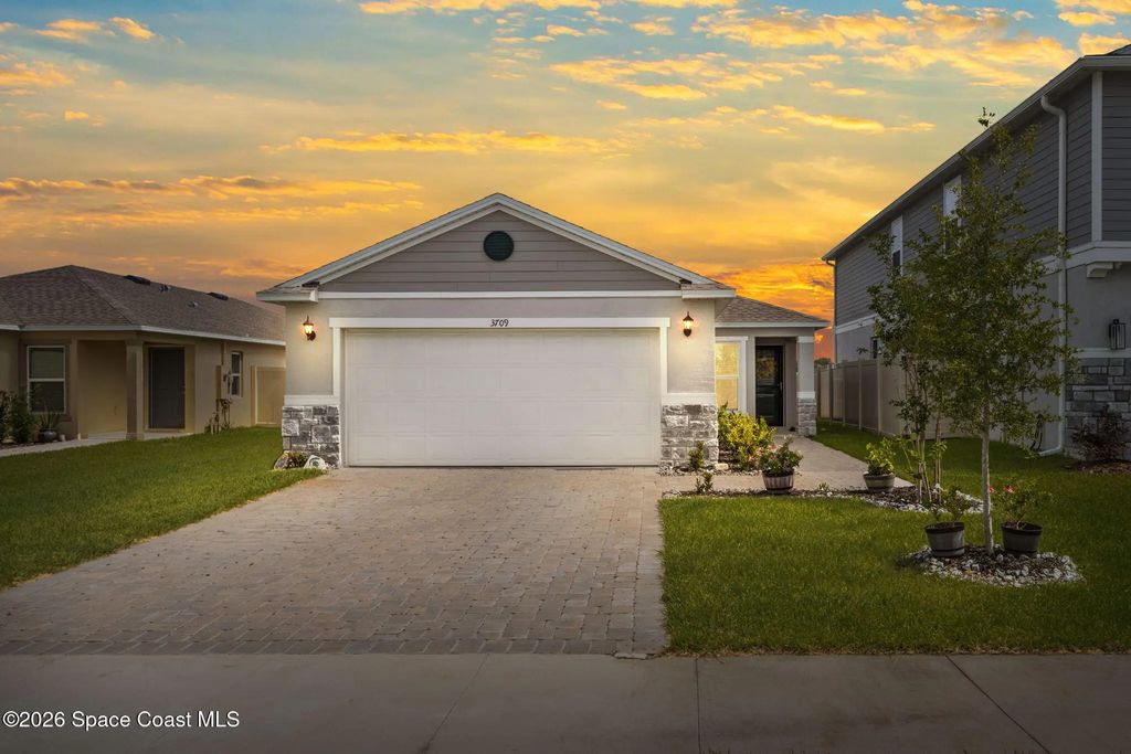 3709 Grappler Circle Se, Palm Bay