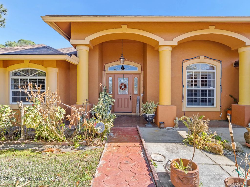 882 Palo Alto Street Se, Palm Bay