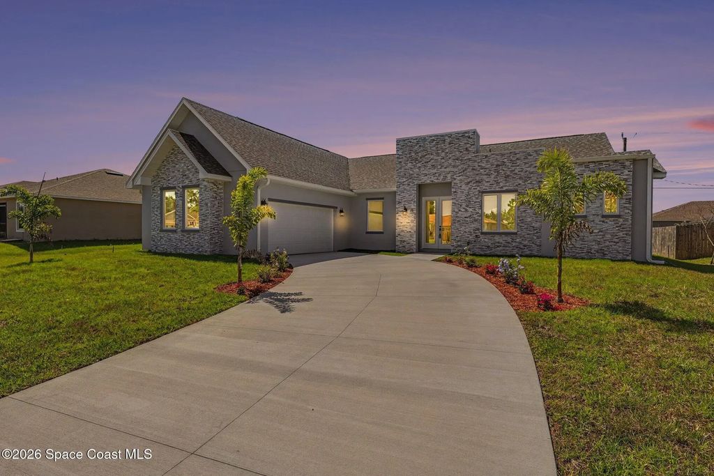 2062 Sw O'connel Avenue, Palm Bay