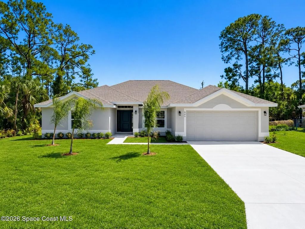 1015 Gulfport Road Se, Palm Bay