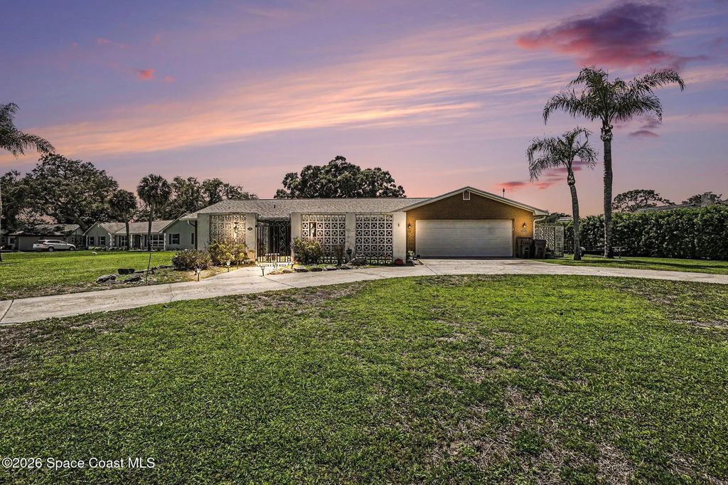3100 Saunders Place, Titusville