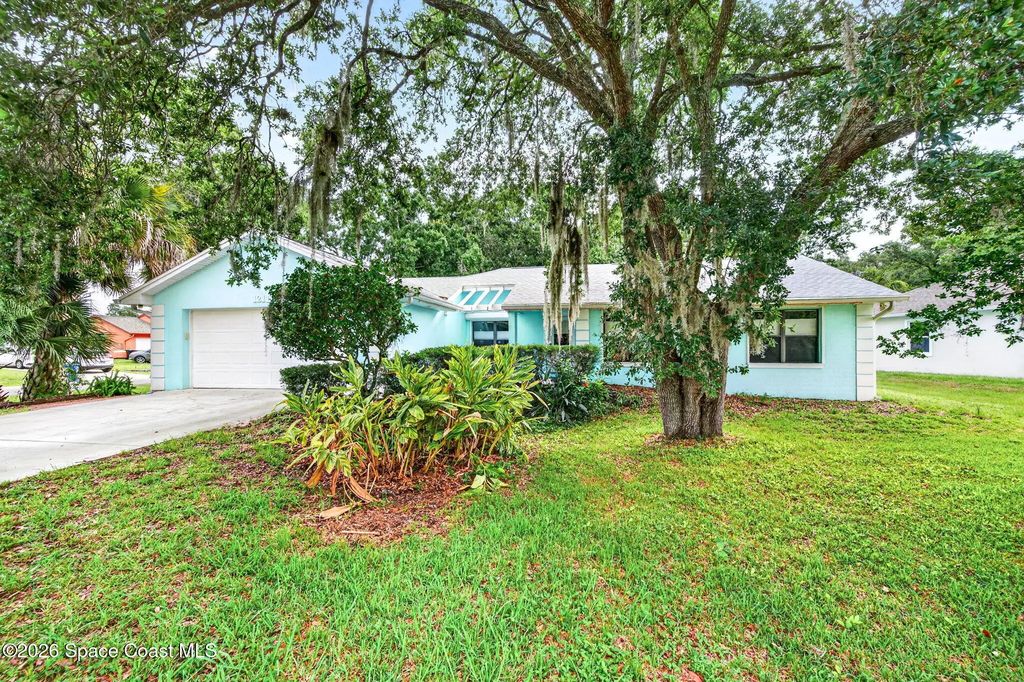 1211 Rainbow Road Se, Palm Bay