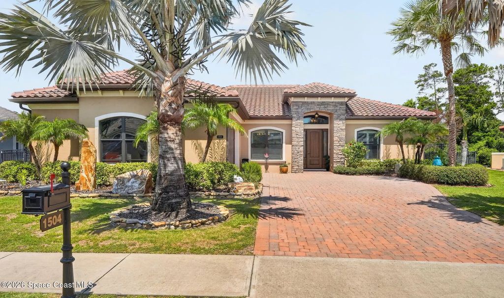 1504 Alto Vista Drive, Melbourne