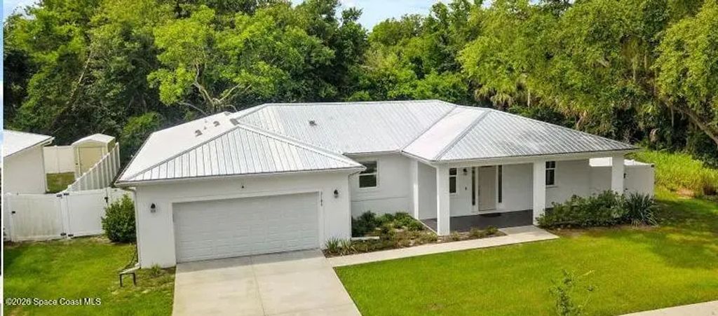 2185 Louisiana Street, Titusville