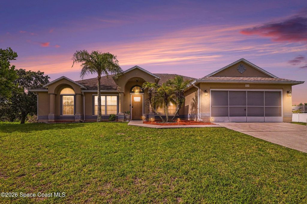 536 (530) Fort Pierce Street Sw, Palm Bay