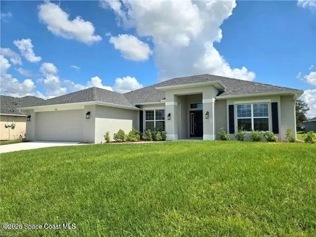 930 Palo Alto Street Se, Palm Bay