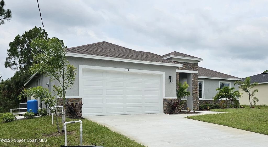 134 Ferguson Street Sw, Palm Bay