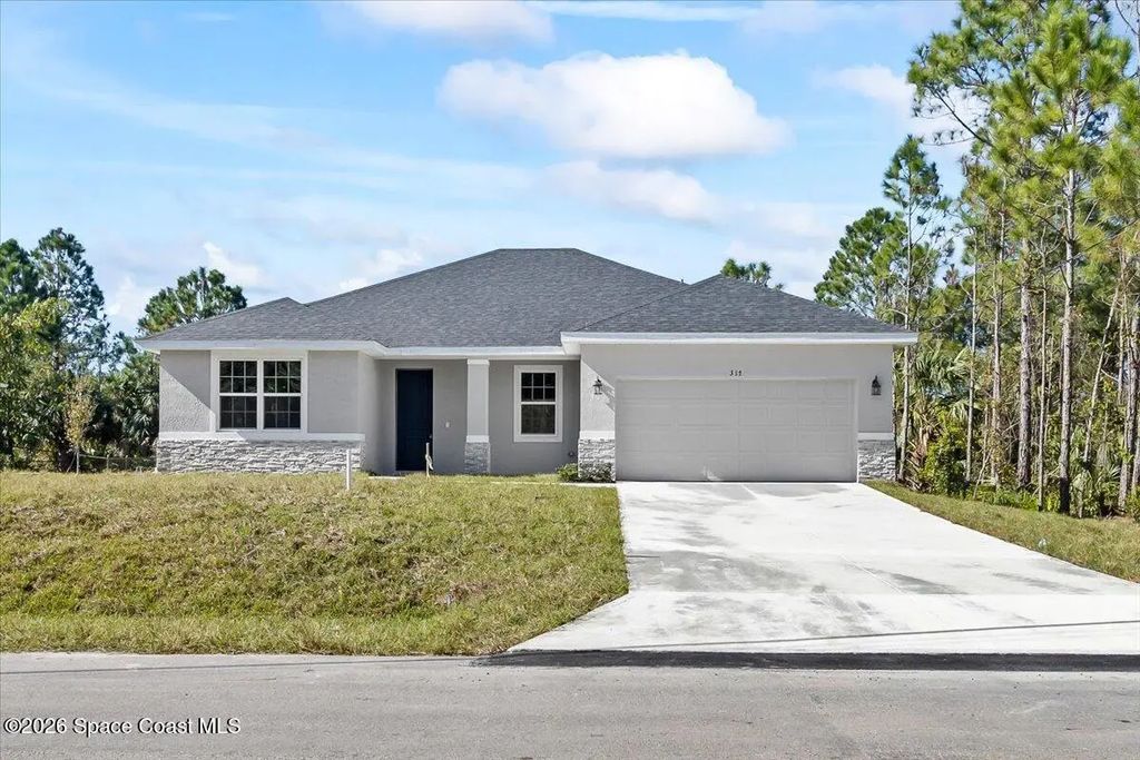 170 Silverfrost Street Se, Palm Bay
