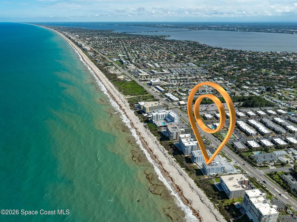 2765 N Highway A1a 203, Indialantic