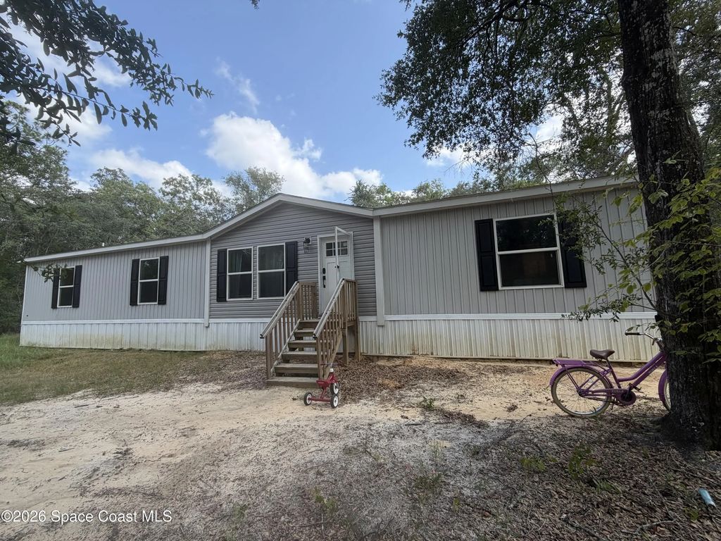 107 Tifton Street, Interlachen