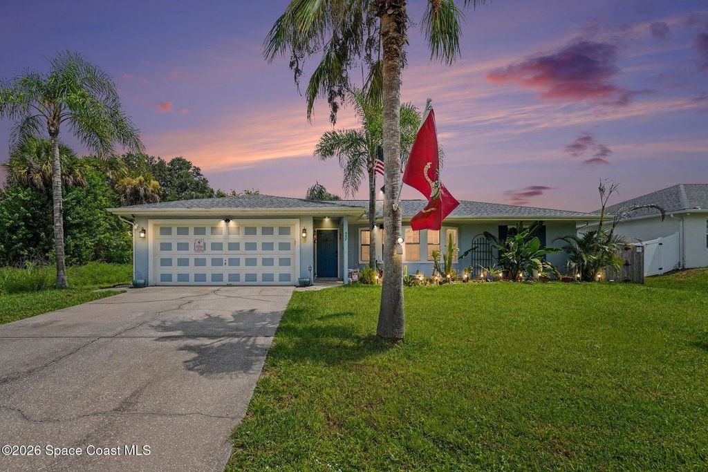 907 Hattaras Terrace Se, Palm Bay