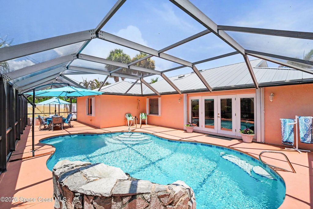 209 Chalet Avenue, Indialantic