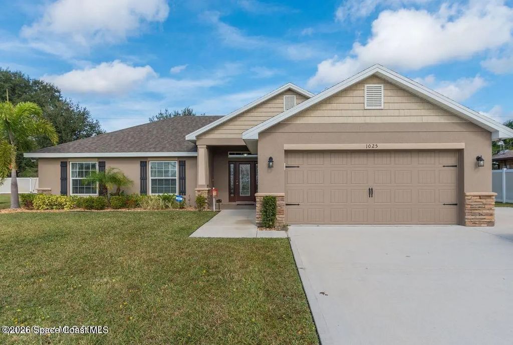 1809 Hazelton Street Nw, Palm Bay