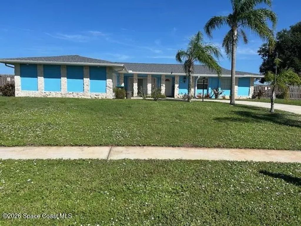 956 Waialae Circle Ne, Palm Bay