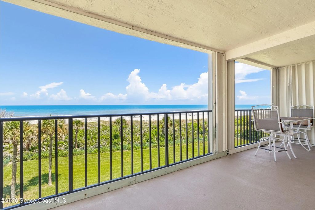 545 Garfield Avenue 401, Cocoa Beach