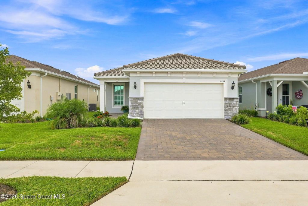 8833 Nixie Avenue Sw, Melbourne