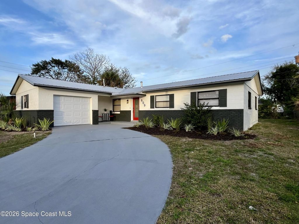609 Ward Avenue, Titusville