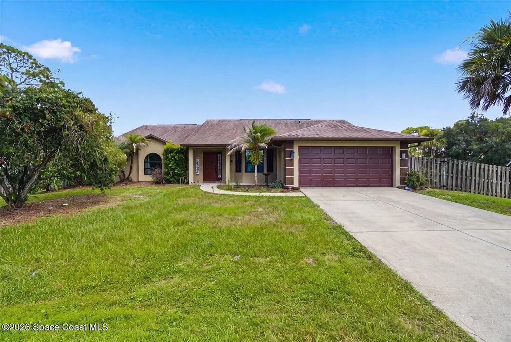 1201 Gem Court, Palm Bay