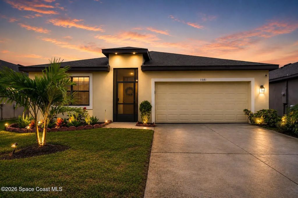 1581 Mineral Loop Drive Nw, Palm Bay