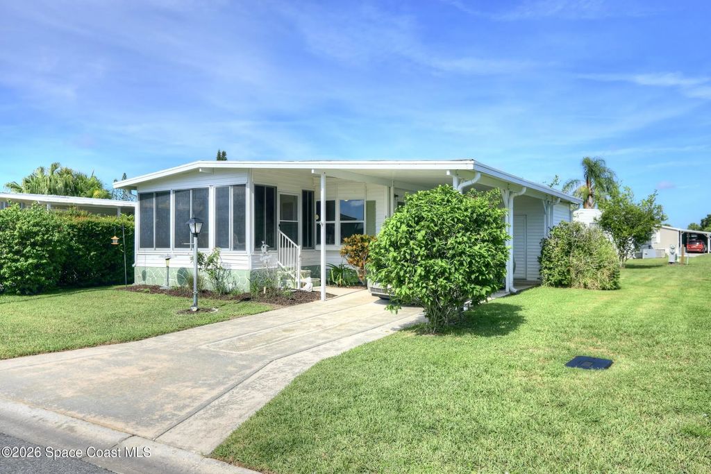 912 Oriole Circle, Barefoot Bay