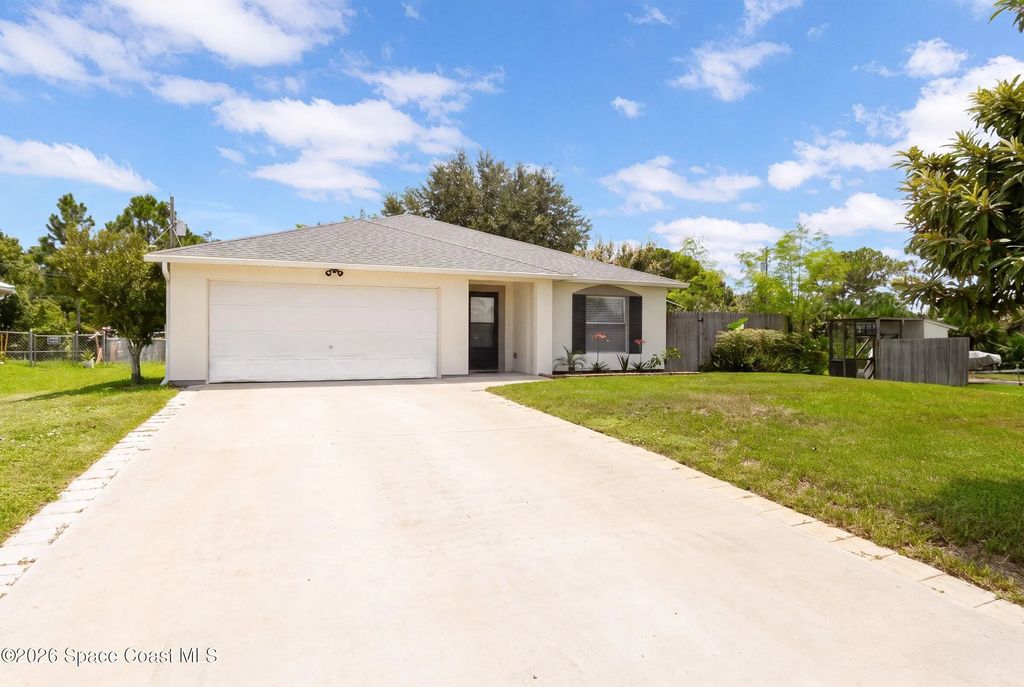 8216 100th Court, Vero Beach