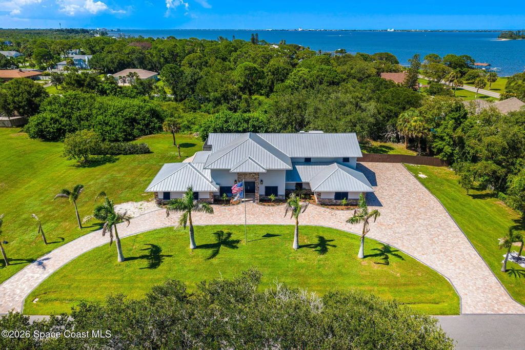 2595 Coral Way, Malabar