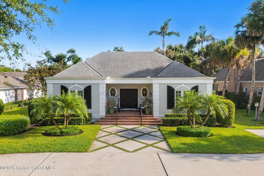 625 Riomar Drive, Vero Beach