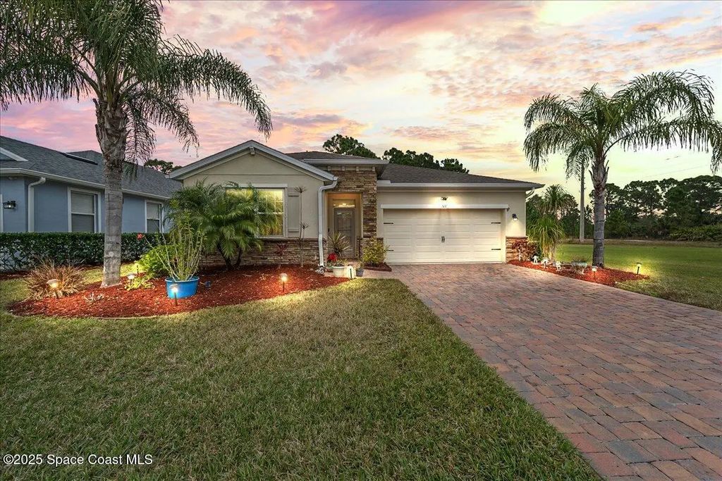 745 Remington Green Drive Se, Palm Bay