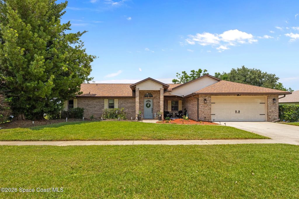 1467 Country Club Drive Ne, Palm Bay