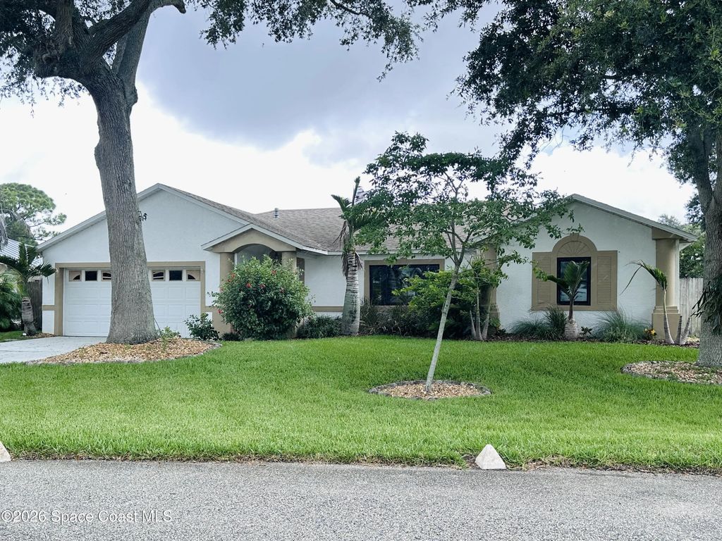 130 Country Woods Place, Merritt Island
