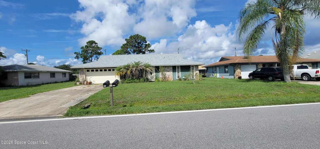 2014 Willow Oak Drive, Edgewater