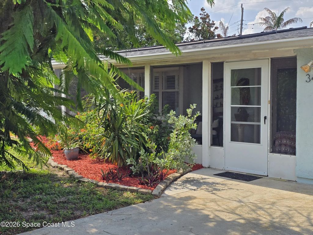 340 Avenida Del Sol, Indialantic