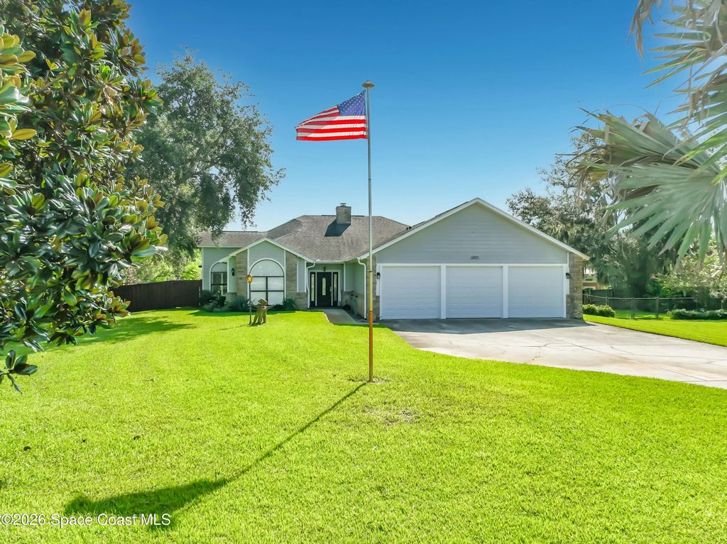 1205 War Eagle Boulevard, Titusville