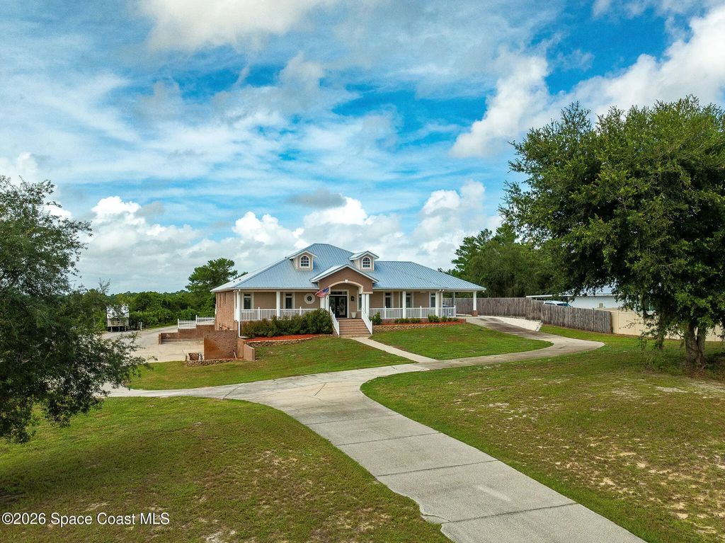 2326 Holder Road, Mims