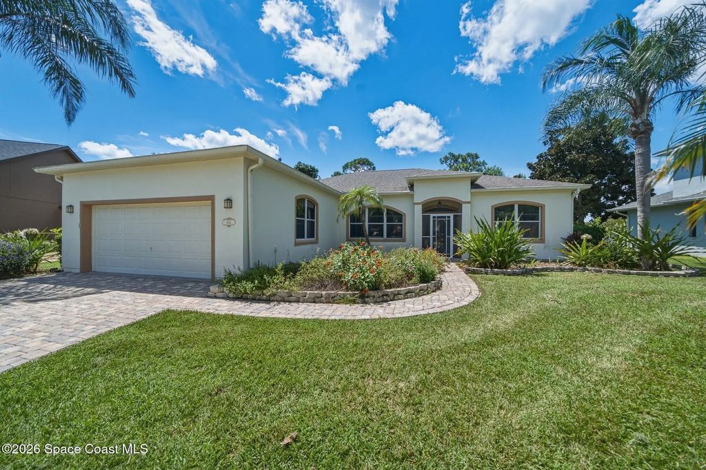 1154 Wild Flower Drive, Melbourne