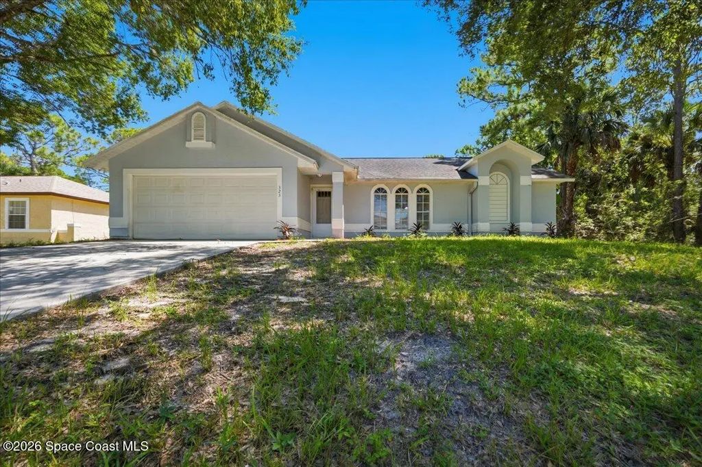 323 San Remo Road Sw, Palm Bay