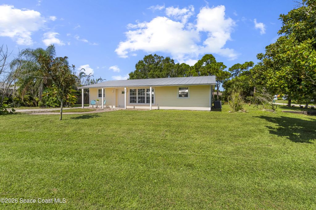 874 Blossom Drive, Sebastian
