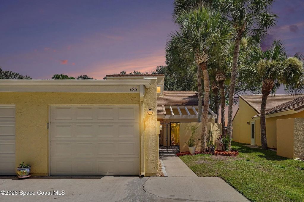 153 Eton Circle, Melbourne
