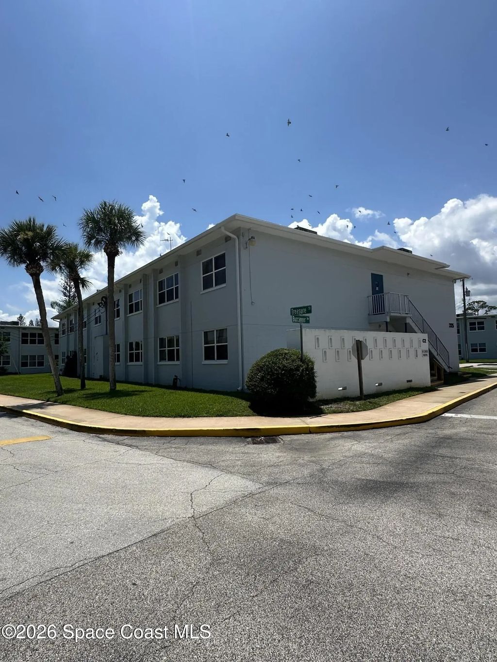 225 Buccaneer Avenue C2-102, Merritt Island