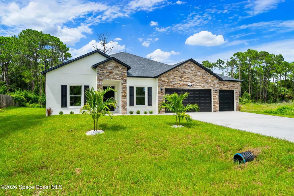 1061 Towhlen Street Se, Palm Bay