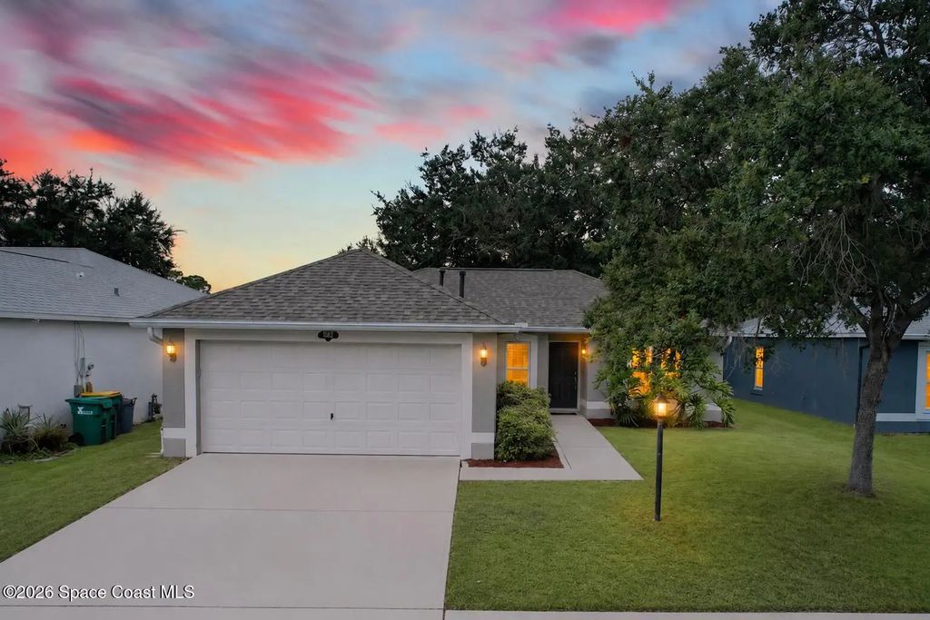 1552 Vista Lake Circle, Melbourne