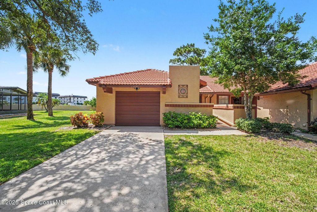1564 Waldorf Circle Ne, Palm Bay