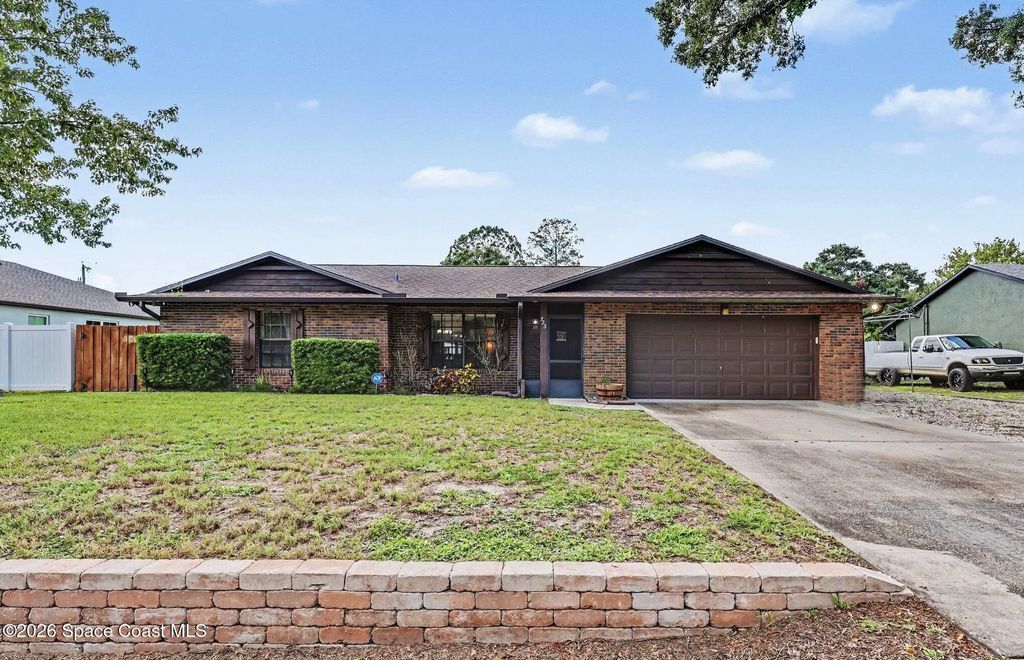 726 Donau Avenue Nw, Palm Bay