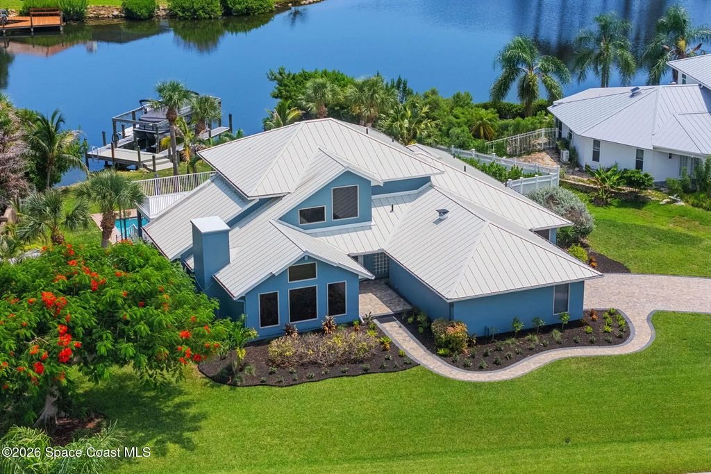 100 Lanternback Island Drive, Satellite Beach