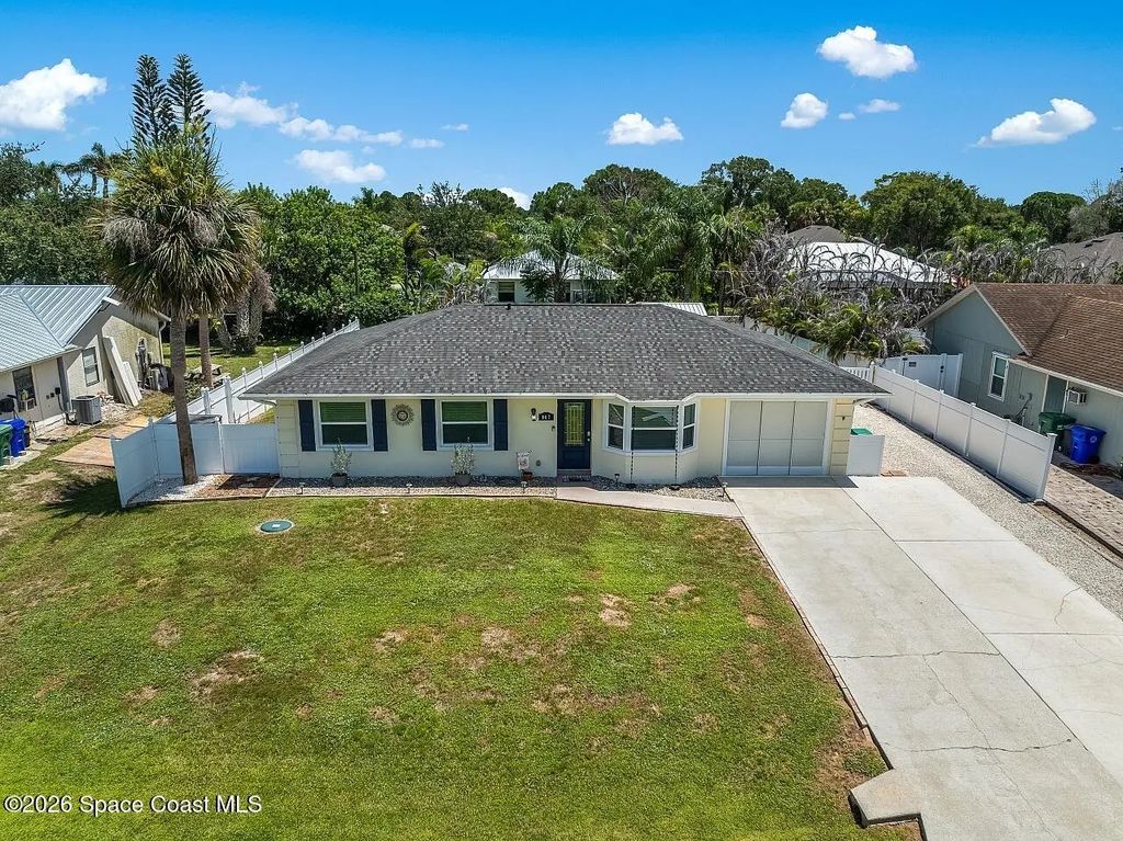 867 Clearmont Street, Sebastian