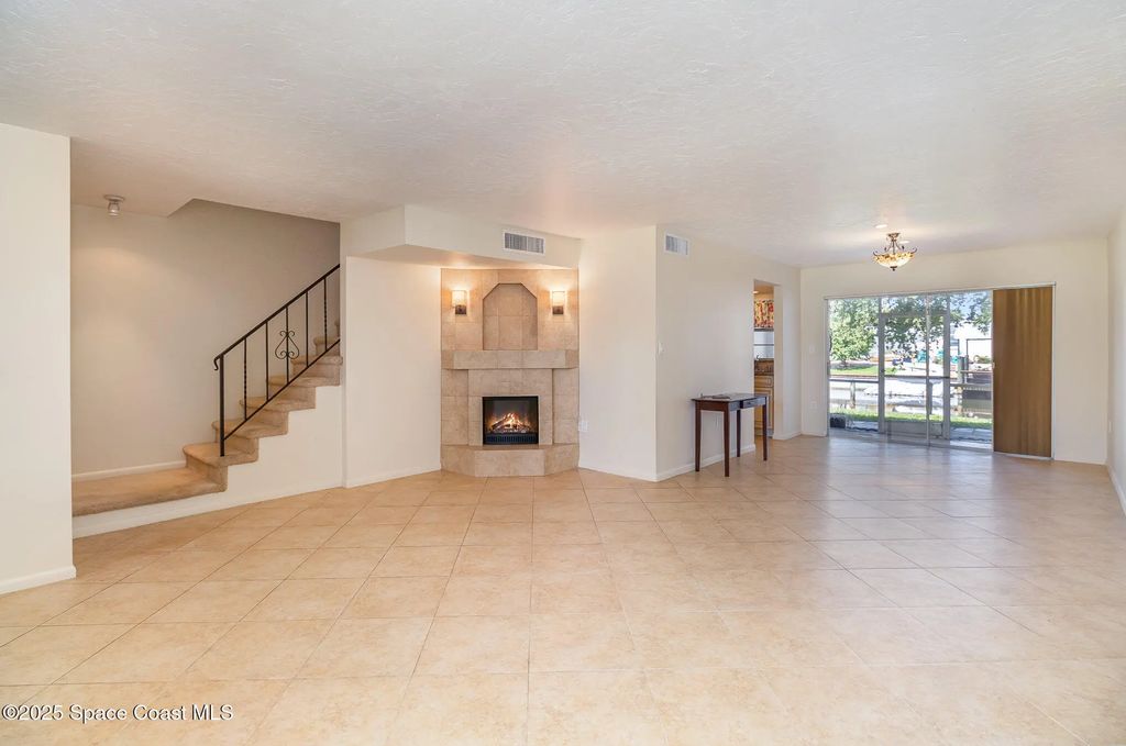 446 Blue Jay Lane, Satellite Beach