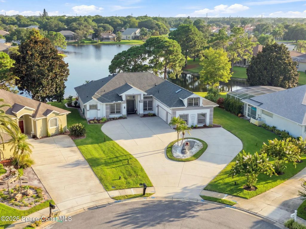 241 Carmel Drive, Melbourne