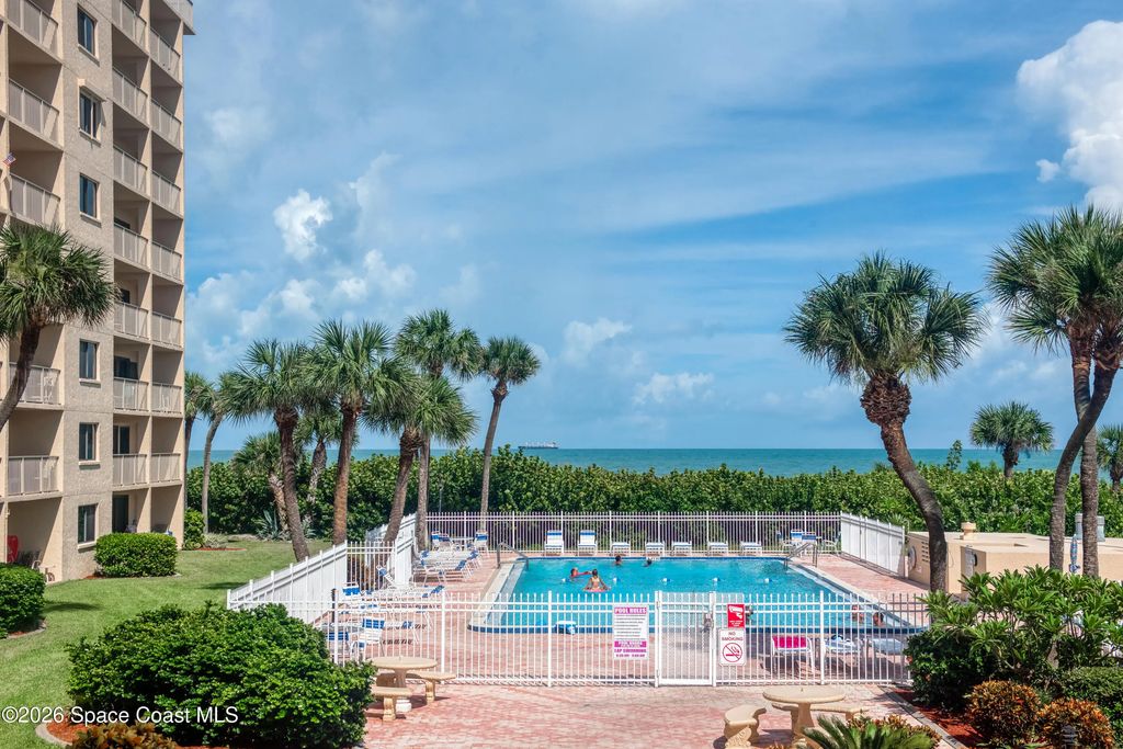 7520 Ridgewood Avenue 208, Cape Canaveral