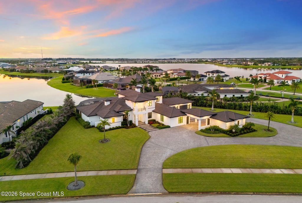 3618 Lake Adelaide Place, Rockledge